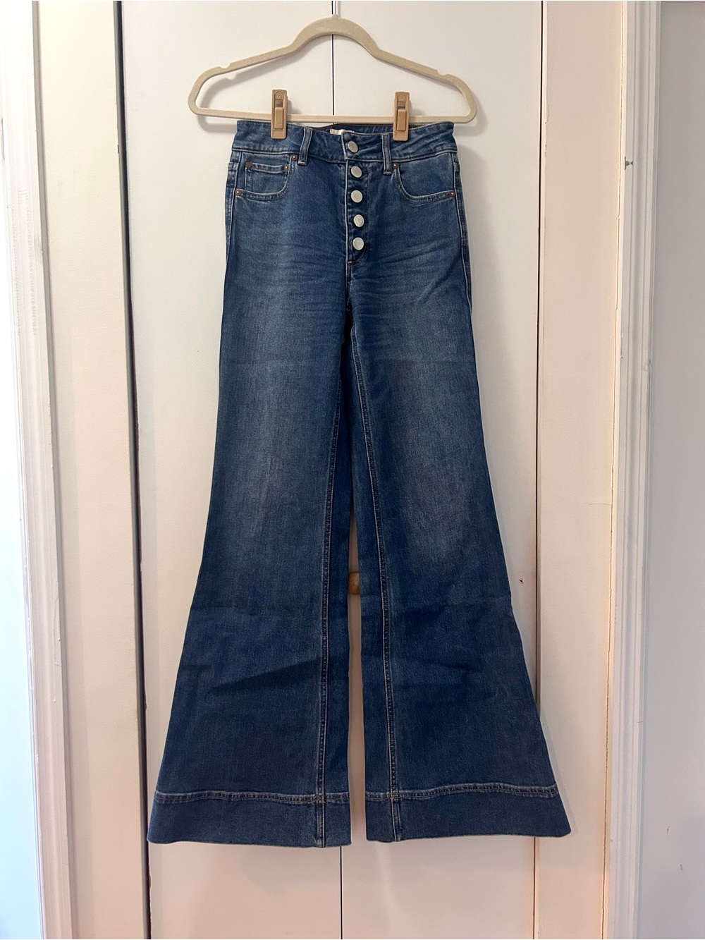 Alice + Olivia High-Rise Flared Jeans | Size 26